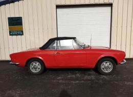 Fiat 124 Spider