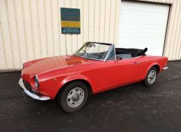 Fiat 124 Spider