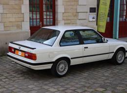 BMW Série 3 318is