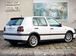 Volkswagen Golf III GTI 16V « 20éme anniversaire »
