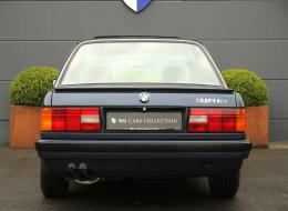 BMW Série 3 318 IS