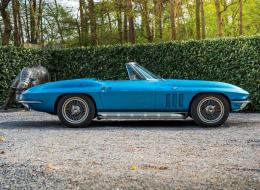 Chevrolet Corvette C2 Sting Ray Convertible