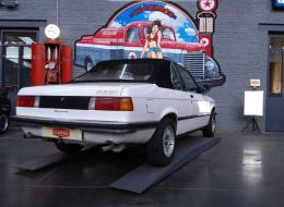 BMW Série 3 323 I E30 BAUR