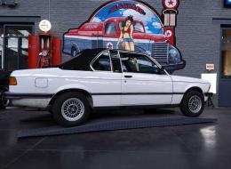 BMW Série 3 323 I E30 BAUR