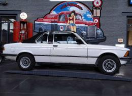 BMW Série 3 323 I E30 BAUR