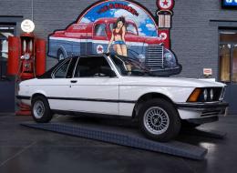 BMW Série 3 323 I E30 BAUR