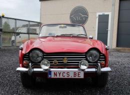 Triumph TR250