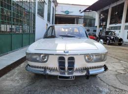 BMW CS 2000