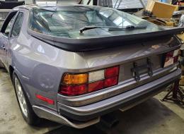 Porsche 944 Turbo 220