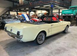 Ford Mustang V8 Cabriolet