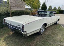 Oldsmobile Cutlass Cabriolet
