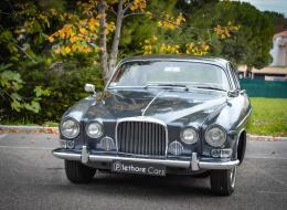 Jaguar MK 10
