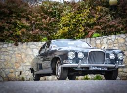 Jaguar MK 10