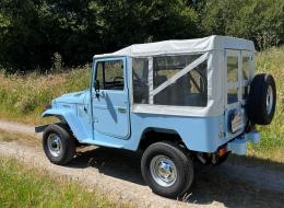 Toyota Land Cruiser BJ-42