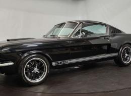 Ford Mustang V8 Fastback