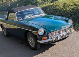 MG B