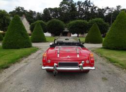 MG B