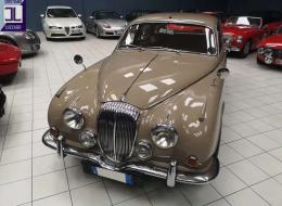 Daimler 250 V8 Saloon RHD