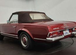 Mercedes-Benz SL 230 Pagode