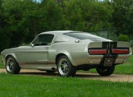 Ford Mustang Shelby GT500 Eleanor Replica