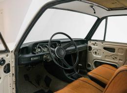 BMW 2002 * Manual * Fully Restored * Un-finished *