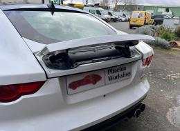 Jaguar Type F R V8