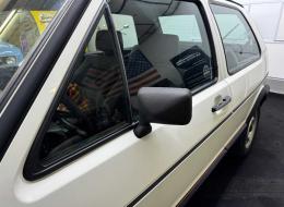 Volkswagen Golf GTI 2 phase (petits carreaux)