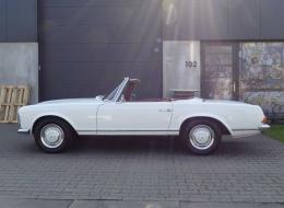 Mercedes-Benz SL 280 Automatic Pagode