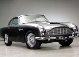 Aston Martin DB 4