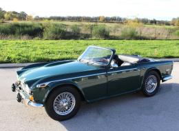 Triumph TR250