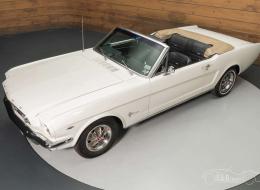 Ford Mustang V8 Cabriolet