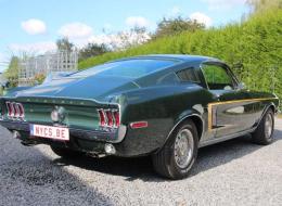 Ford Mustang V8 Fastback