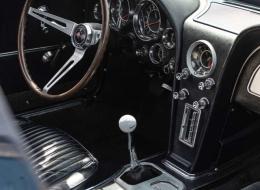 Chevrolet Corvette C2 Stingray 327