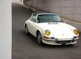 Porsche 911 2.2 T Targa