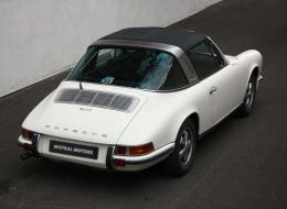 Porsche 911 2.2 T Targa