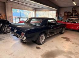 Ford Mustang V8 Coupé