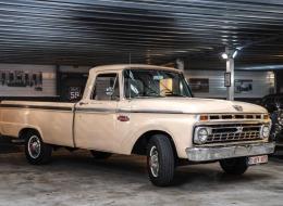 Ford Pick-up F 100 Custom Cab V8 Ranger