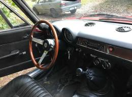 Alfa Roméo Giulia GT 1300 GT Junior dotée d'un moteur 2000 cc