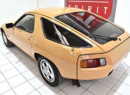 Porsche 928