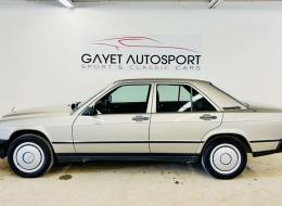 Mercedes-Benz 190 E 2.3