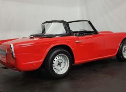 Triumph TR4