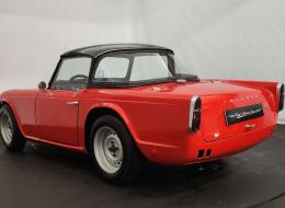 Triumph TR4