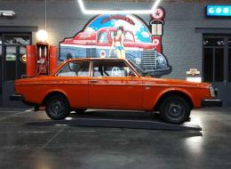 Volvo 242