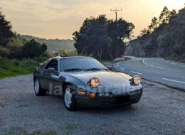Porsche 928 S4
