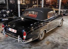 Mercedes-Benz 220 SE