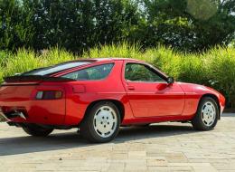 Porsche 928 S