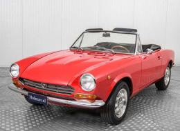 Fiat 124 Spider