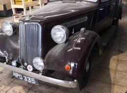 Armstrong-Siddeley 12 six 16 HP Saloon