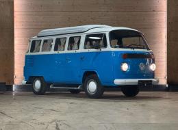 Volkswagen Combi T2b Camper by Bob Iser