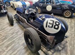 MG J1 Monoplace
